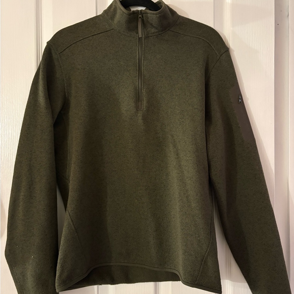 Arc'teryx Men's Zip Up Sweater in Forest Green